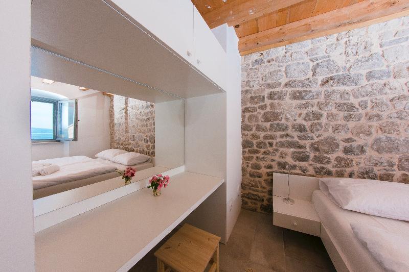 Stone Lady - Holiday Home Omiš Exterior foto