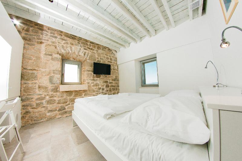 Stone Lady - Holiday Home Omiš Exterior foto