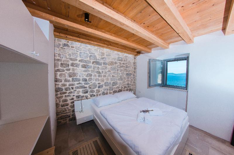 Stone Lady - Holiday Home Omiš Exterior foto